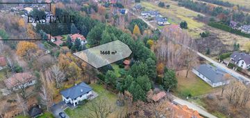 Działka budowlana, częściowo zalesiona, 1668 m2