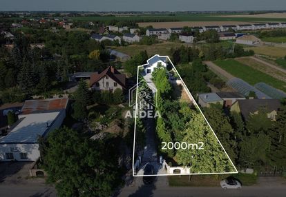 Luksusowy dom z dużym ogrodem w janikowie