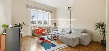 Historyczna kamienica | balkon | dwustronne