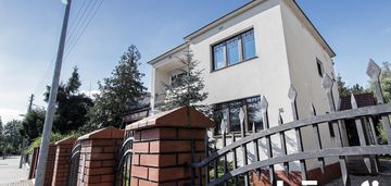 Konin: dom wolnostojący|piwnica|garaż|ogród