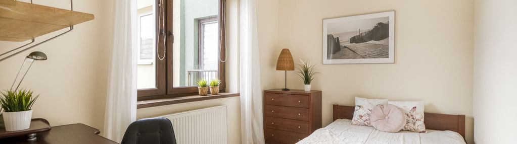 Centrum, ciche 2 pokoje, widna kuchnia, balkon!!!