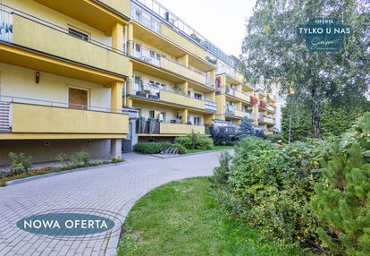 W centrum przestronny apartament, taras z widokiem