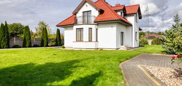 Duża przestrzeń, wyjątkowy potencjał - dom 220 m2