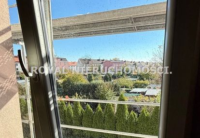 Co z sieci. możliwe 2 pokoje.