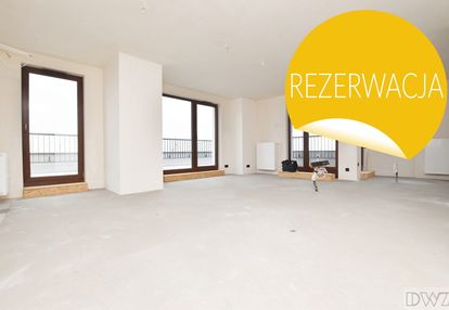 4 pokoje,3 m.postojowe,taras 40 m2,widok na wawel