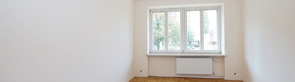 M-4 idealne na działalność lub do zamieszkania.