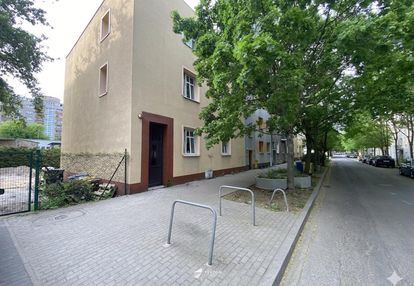 3 pokoje w kameralnym domu, łazarz