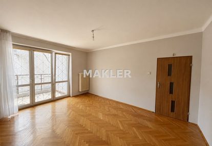 Parter, salon,loggia, kuchnia z oknem
