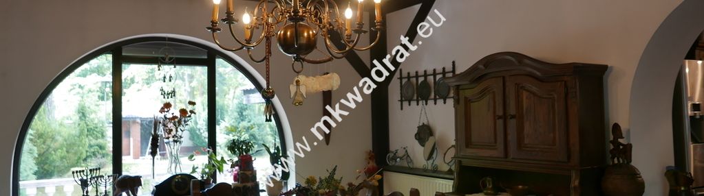 Dwa domy na dużej działce w milanówku