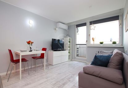 2 pok. z balkonem | widok na sky tower