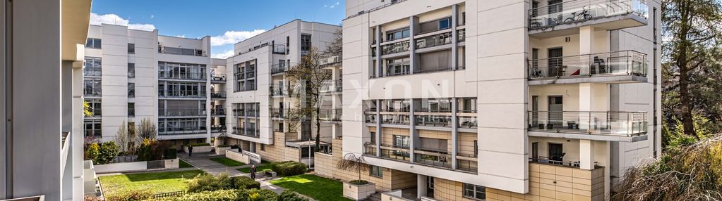 Biały kamień - przestrzeń i zieleń w sercu miasta