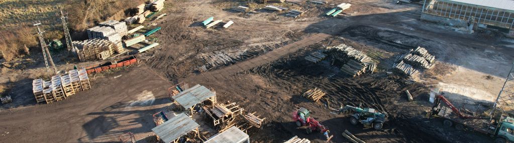 Działka inwestycyjna 7500 m² z halą i mediami