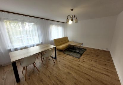 2 pokoje 47m2, i piętro, dwustronne, do zamieszkania