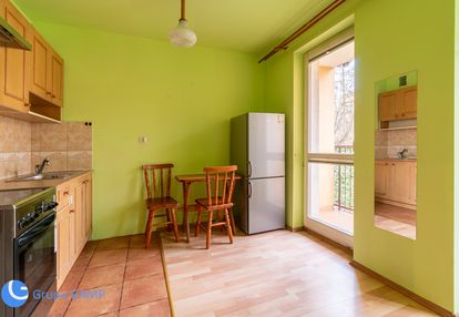 Prądnik czerwony, studio, balkon, od zaraz