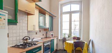 3 pokoje w samym centrum, osobna kuchnia