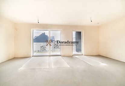 Trzy pokoje w stanie deweloperskim dwa balkony mp