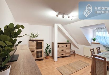 2 pokoje w samym centrum | niski czynsz!