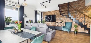 Apartament dwupoziomowy z klimatem