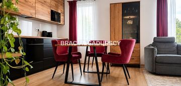 2 pok 40,5m2 widok na wawel/ podgórze