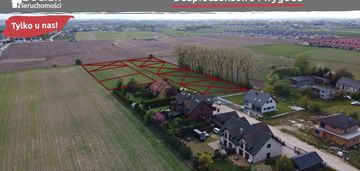 Słoneczne, płaskie, uzbrojone działki w baninie!