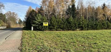 Uzbrojona działka budowlana o pow. 2176m2 -  pągów