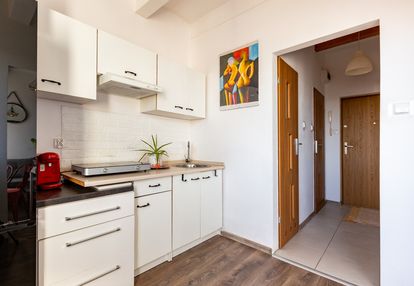 Kawalerka z możliwością 2 pokoju, blisko skm