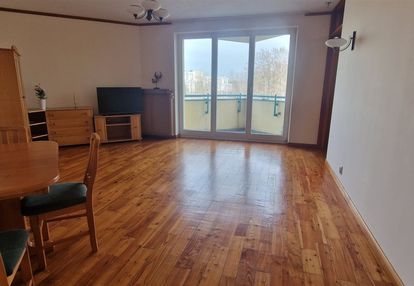 Atrakcyjny lokal 5 pokoi + kuchnia, garaż, komórka