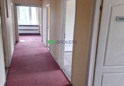 Dom na cele biurowo-magazynowe lub hostel