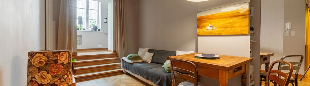 Kawalerka z airbnb i booking/złote tarasy 3min!