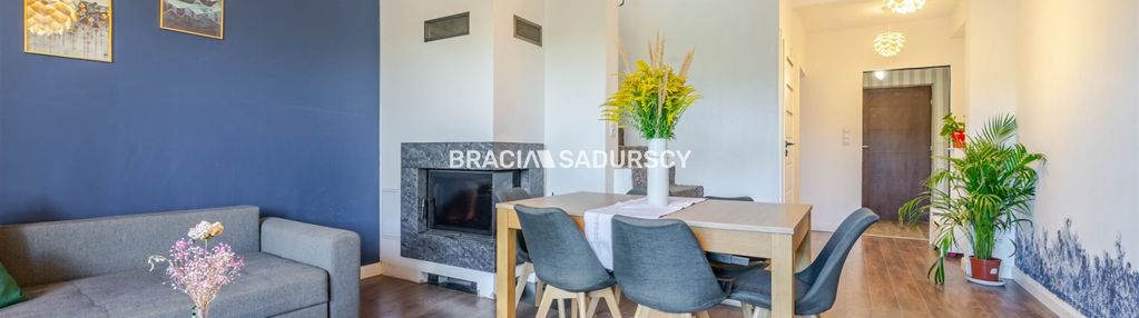 Urokliwa szeregówka w zielonych krzysztoforzycach