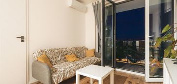 2pok, 43m² *mogilska, łaszkiewicza*, balkon