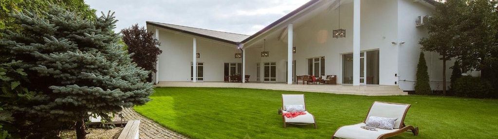 Parterowa rezydencja z basenem