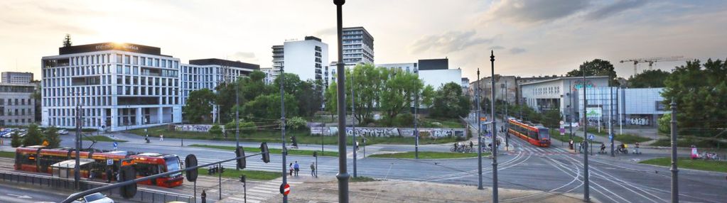 Kawalerka z c.o. w dobrym stanie - ścisłe centrum!