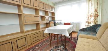 3 osobne pok.,odzielna kuchnia,balkon,rubinkowo