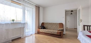 Ciche, słoneczne, kuchnia z oknem, duża loggia