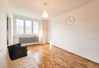 3 duze pokoje, balkon, wszędzie blisko !