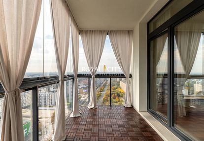 Apartament w chmurach na 23 piętrze.