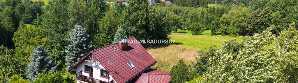 Urokliwy dom na dużej działce