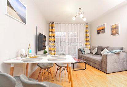 Sprzedam komfortowy apartament w pobierowie.