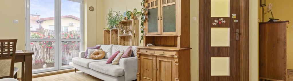 4 pokoje w otoczeniu lasu, wysokie, garaż