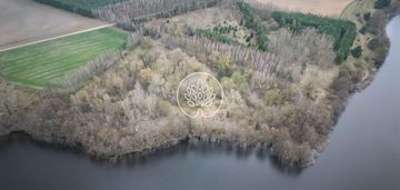 Działka 1,63 ha z 225m lini brzegowej nad jeziorem