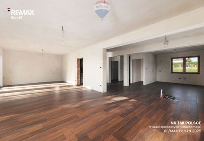 Dom z poddaszem użytkowym 175m2