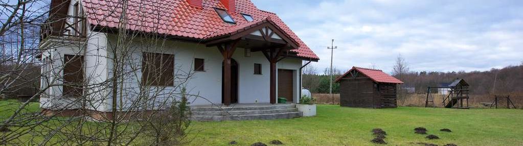 Dom nad morzem. całoroczny, z dużą działką.