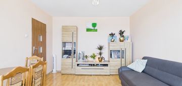 3 pokoje, winda, balkon, armii krajowej