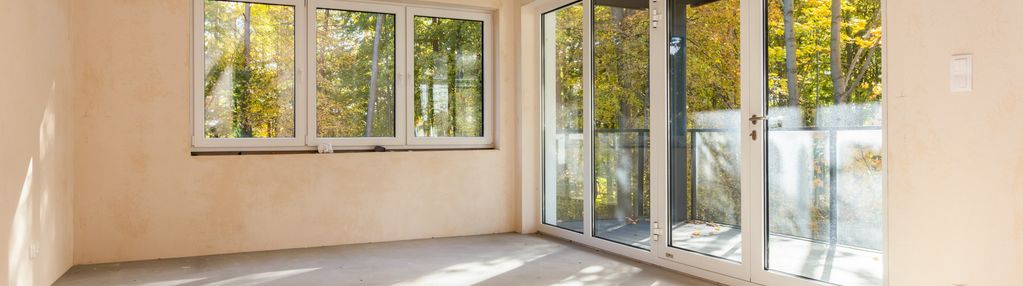 Dwupoziomowy apartament w otulinie lasu