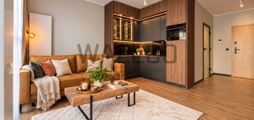 Designerska kawalerka w cavalli z balkonem