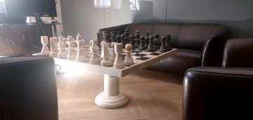 4-pokojowe mieszkanie na śródmieściu