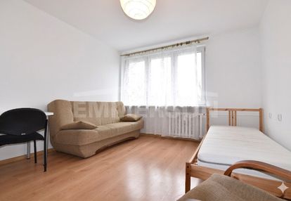 3 pokojowe z balkonem- żabiniec