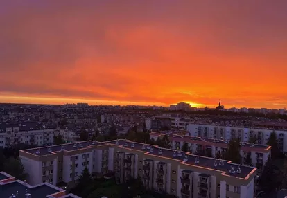 Urządzone gotowe winda balkon 10 piętro metro