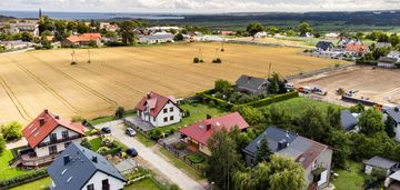 Dom z ogrodem zaledwie 3 km od morza - nowa cena